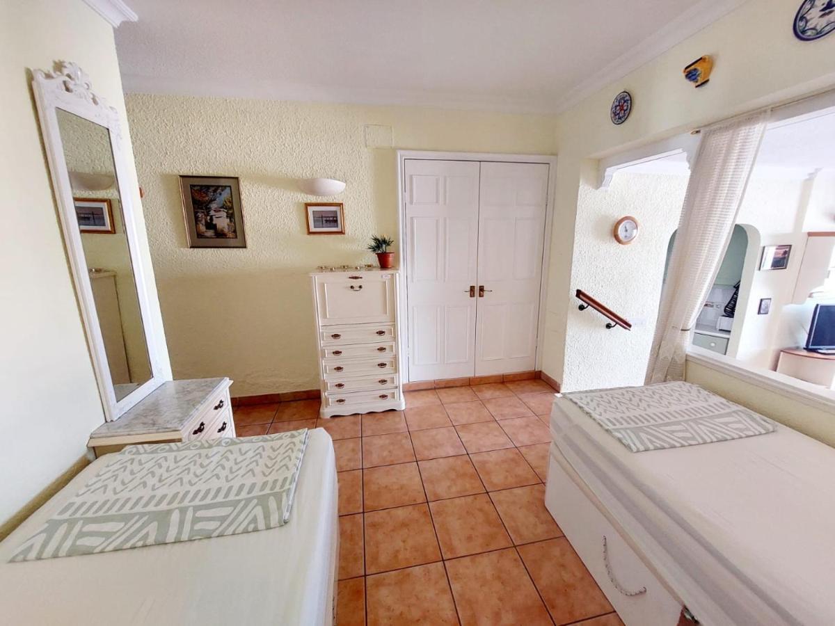 First Line Villa Floor Studio Apartment With Amazing Sea View Air Conditioned Just 50M From The Beach Адехе Екстериор снимка