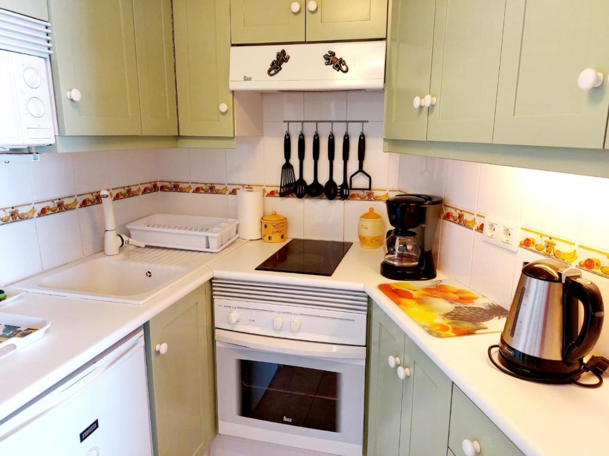 First Line Villa Floor Studio Apartment With Amazing Sea View Air Conditioned Just 50M From The Beach Адехе Екстериор снимка