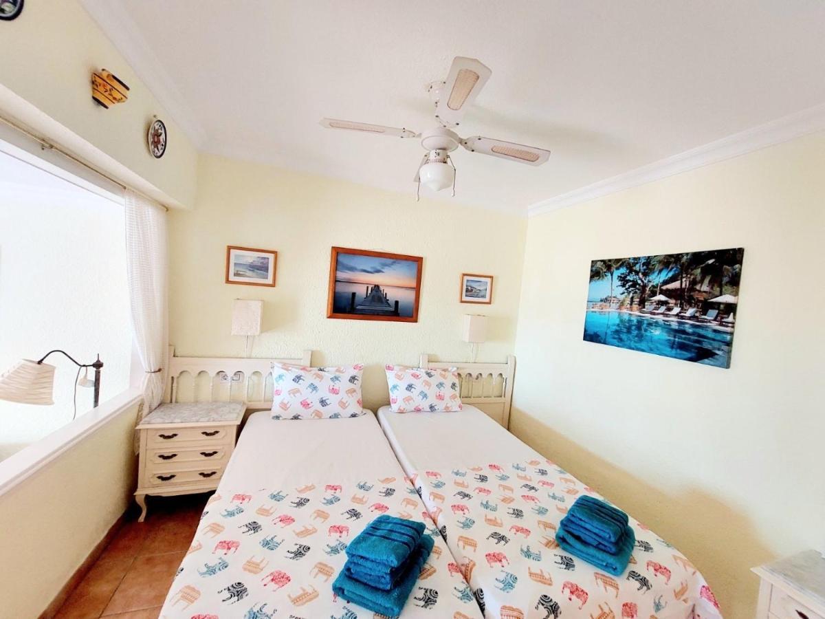 First Line Villa Floor Studio Apartment With Amazing Sea View Air Conditioned Just 50M From The Beach Адехе Екстериор снимка